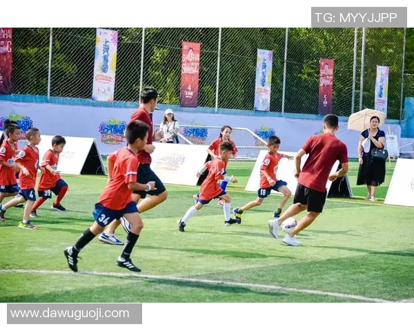 如何使用以足球球星卡体验版功能玩转你的收藏和游戏体验