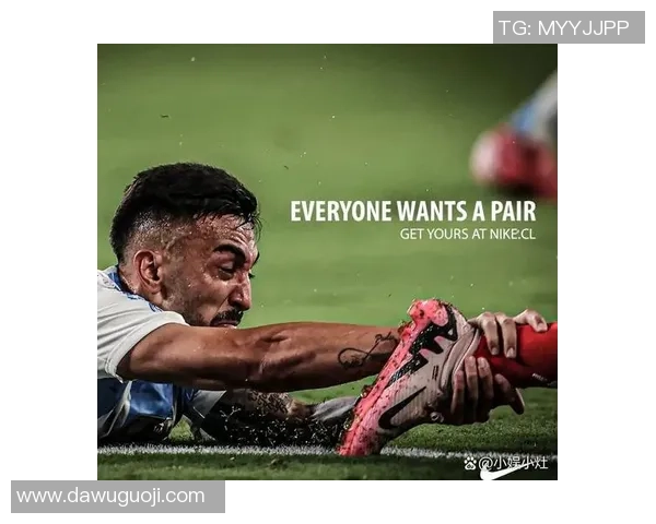 足球鞋穿烂的球星是谁 他背后不为人知的足球故事揭秘